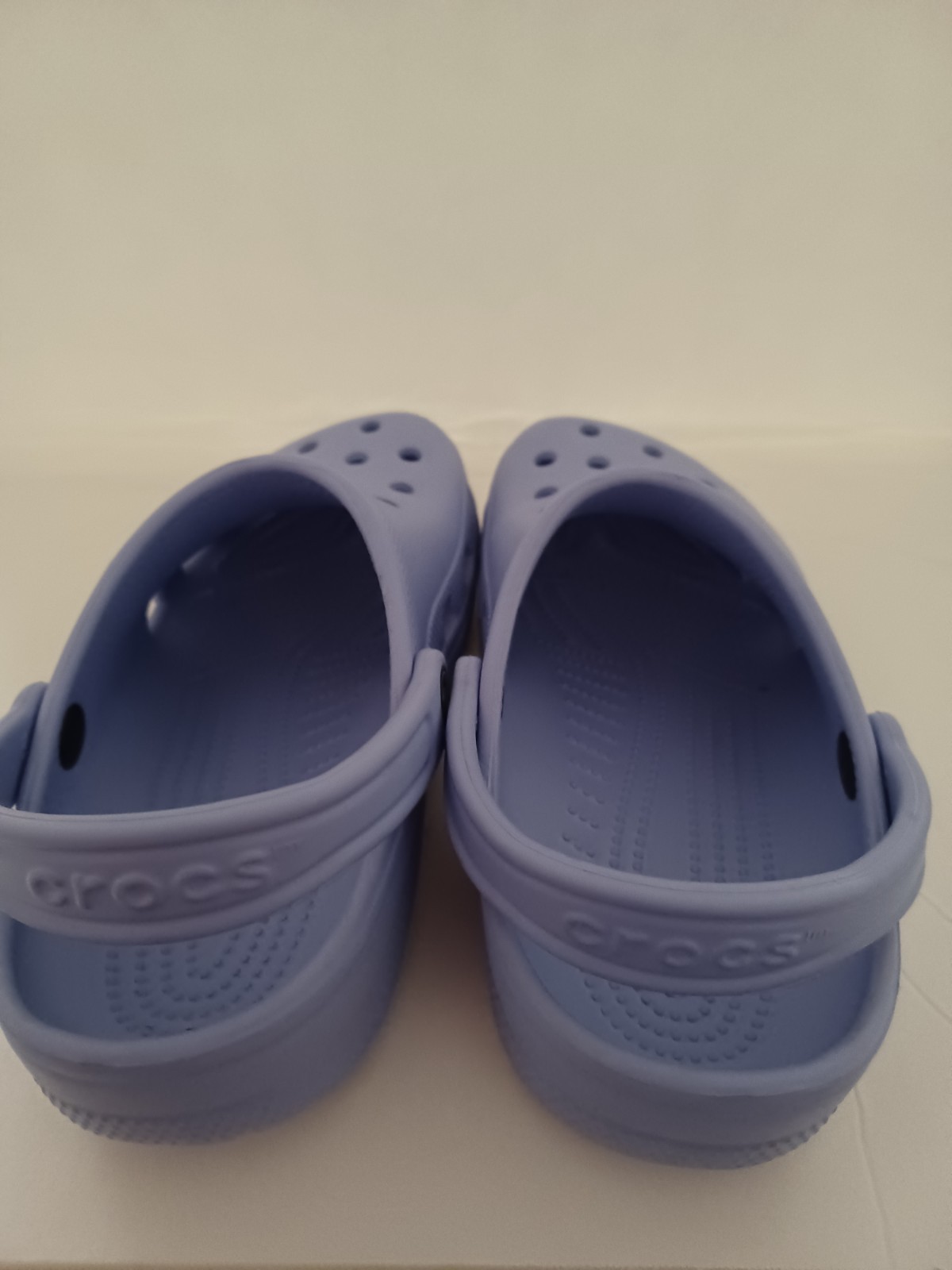 Crocs Classic Clog Purple Slip-On Sandals US 5 Synthetic Comfort Logo