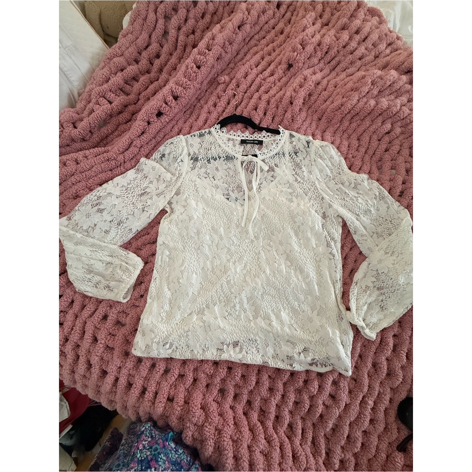 Sugar + Lips White Floral Lace Tie Neck Balloon Sleeve Blouse Top Large NWOT