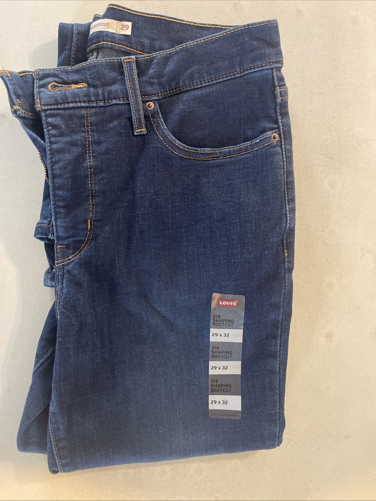 Levis Women’s Jeans 315 Shaping Bootcut Size W29 x L32 Dark Blue Wash NWT
