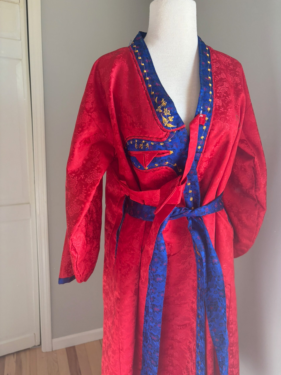 Vintage Korea Red Blue Brocade Embroidered Hanbok Durumagi Overcoat Traditional