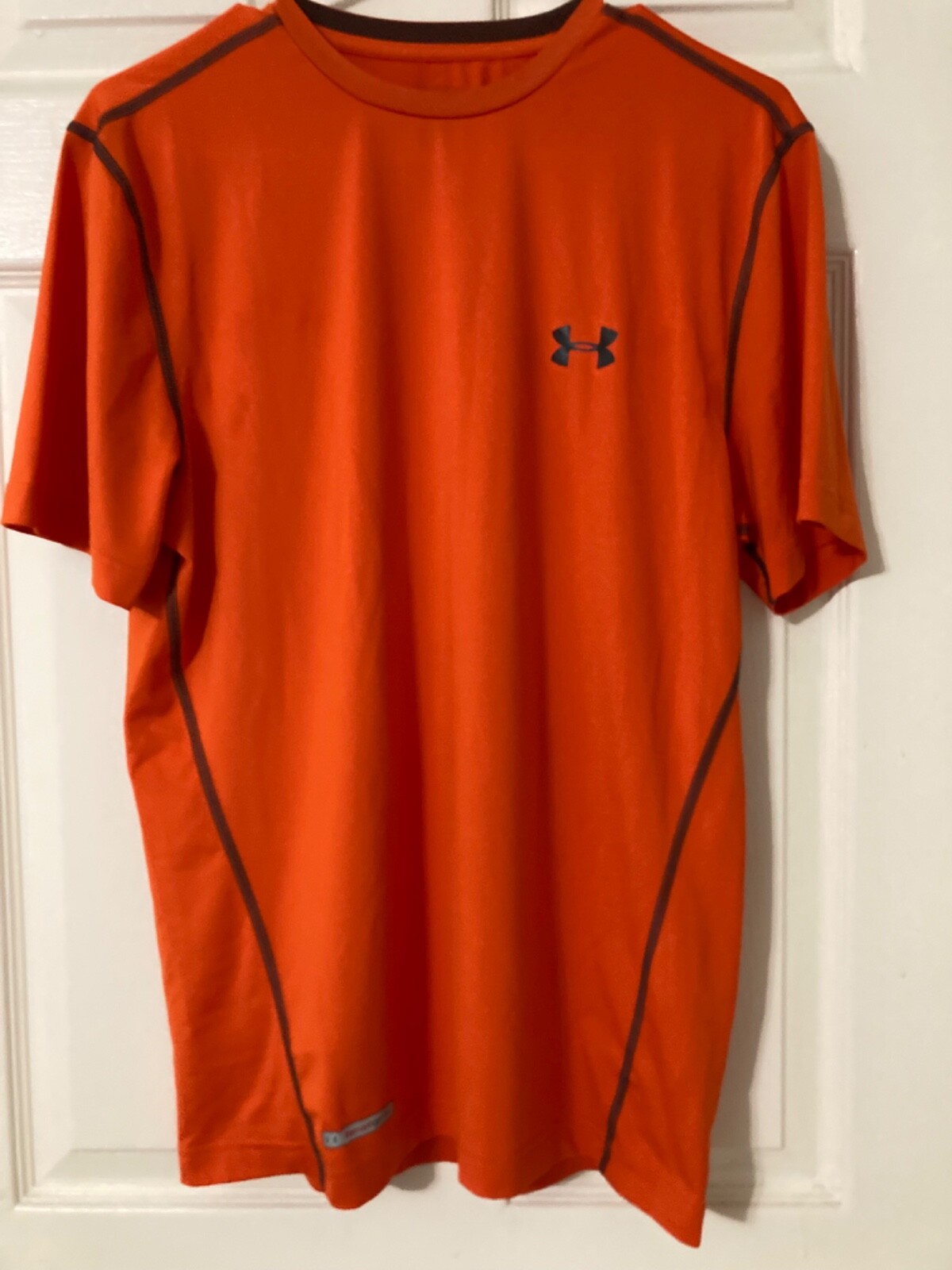Under Armour Heatgear Fitted Short Sleeve Mens M Medium Orange EUC