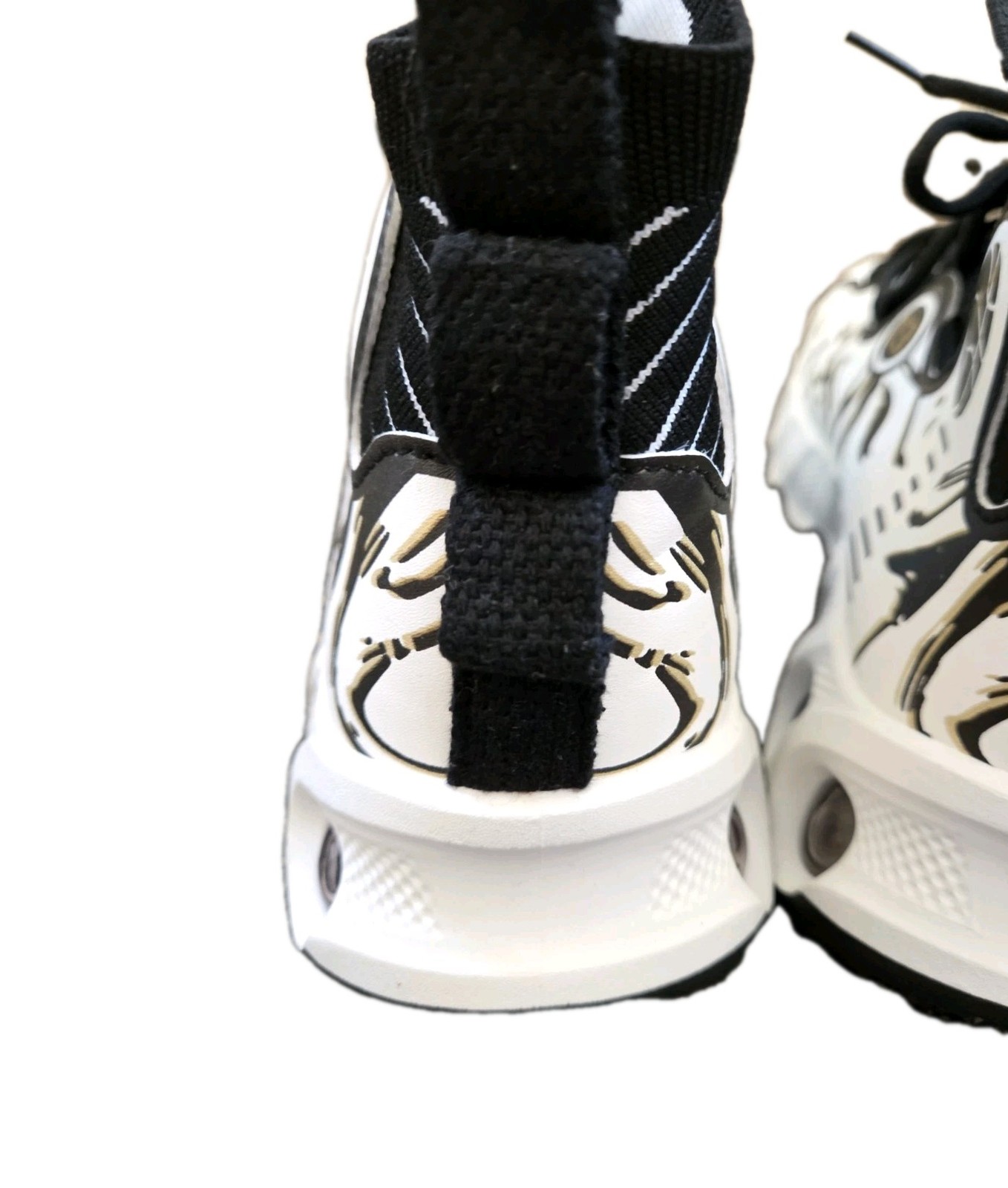 GSSZO HighTop Cushioned Basketball Shoes -White/Red/Black Three-Color Men’s 11