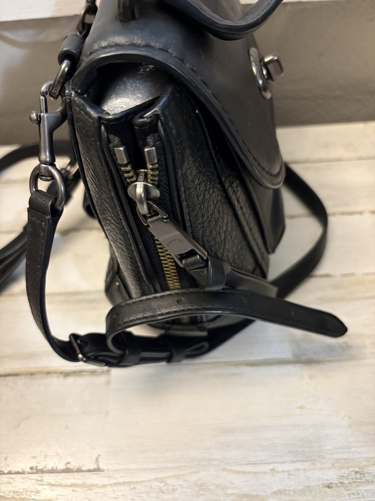 Coach Black Satchel Top Handle Crossbody Turn Lock Zip Adjustable Strap Lined