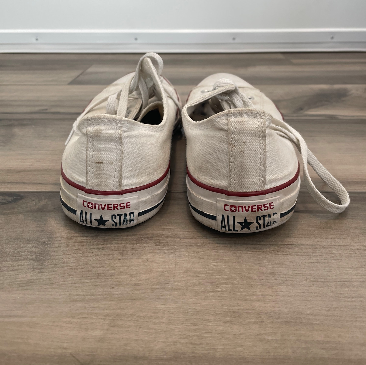 Size 11.5 Womens – Converse Chuck Taylor All Star Low Optic White