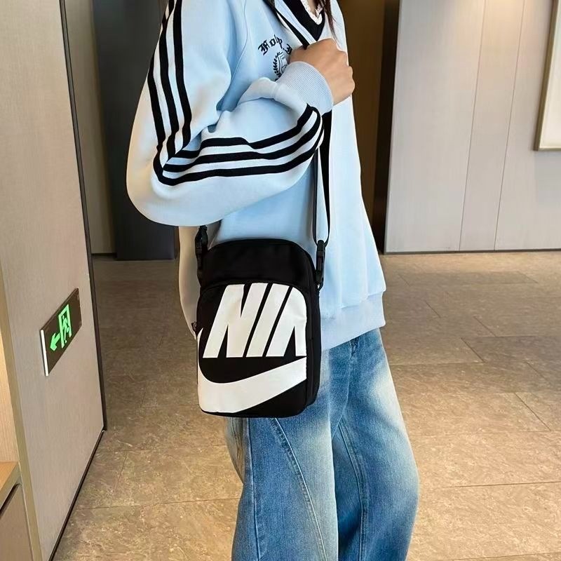 Nike Sling Heritage Crossbody Waist Travel Bag