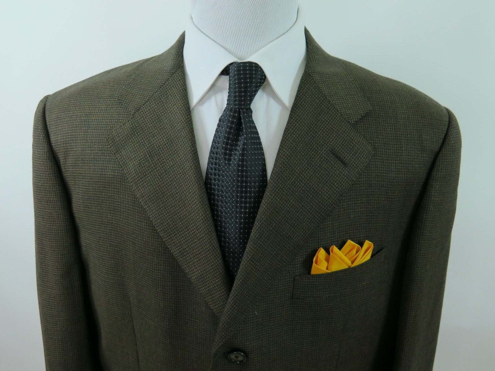 Corneliani Men’s Pure Wool Micro-Check Italian Blazer Jacket Sport Coat 44 R EUC