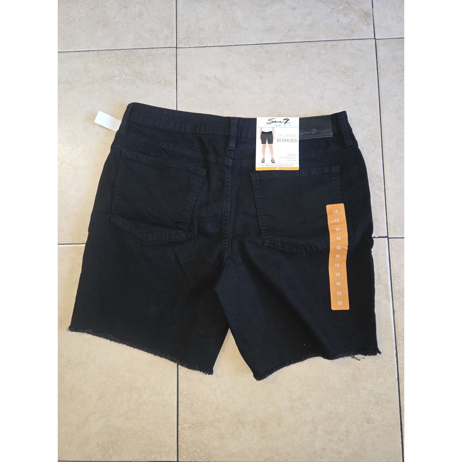 Seven7 Relaxed Bermuda Shorts Black Denim Mid Rise Fray Hem Womens 12 Summer