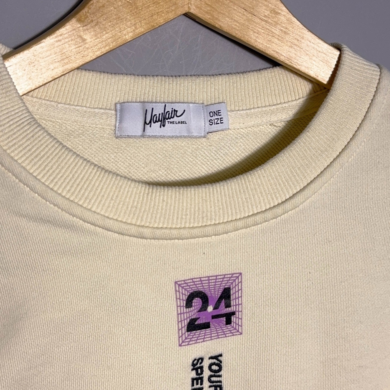 Mayfair Graphic Sweatshirt Womens Size One Size (Fits M) Cotton Cream Streetwear