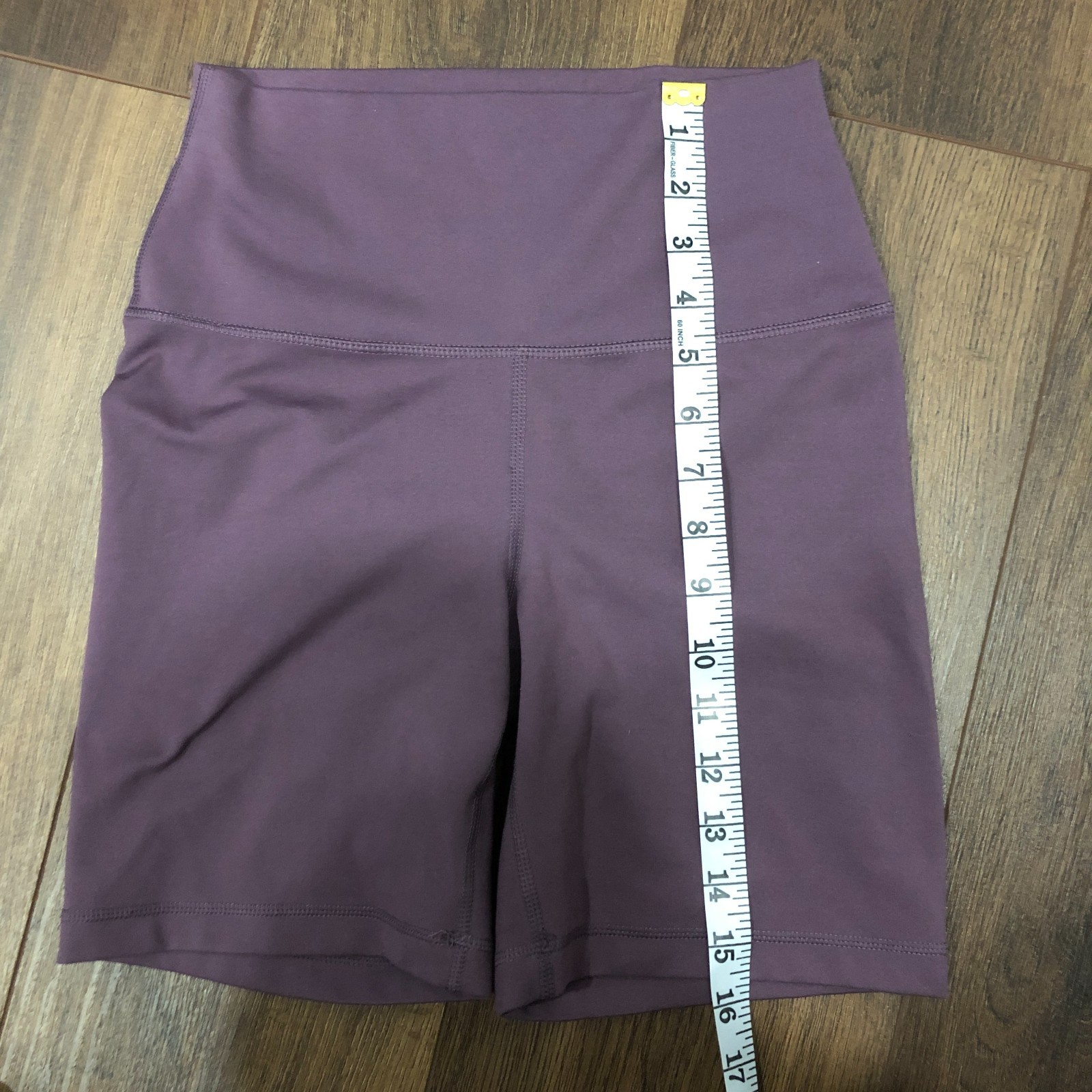 Yogalicious – Lux Everyday Biker Short Yoga Pilates 6.5″ inseam Stretch Sz M LOT