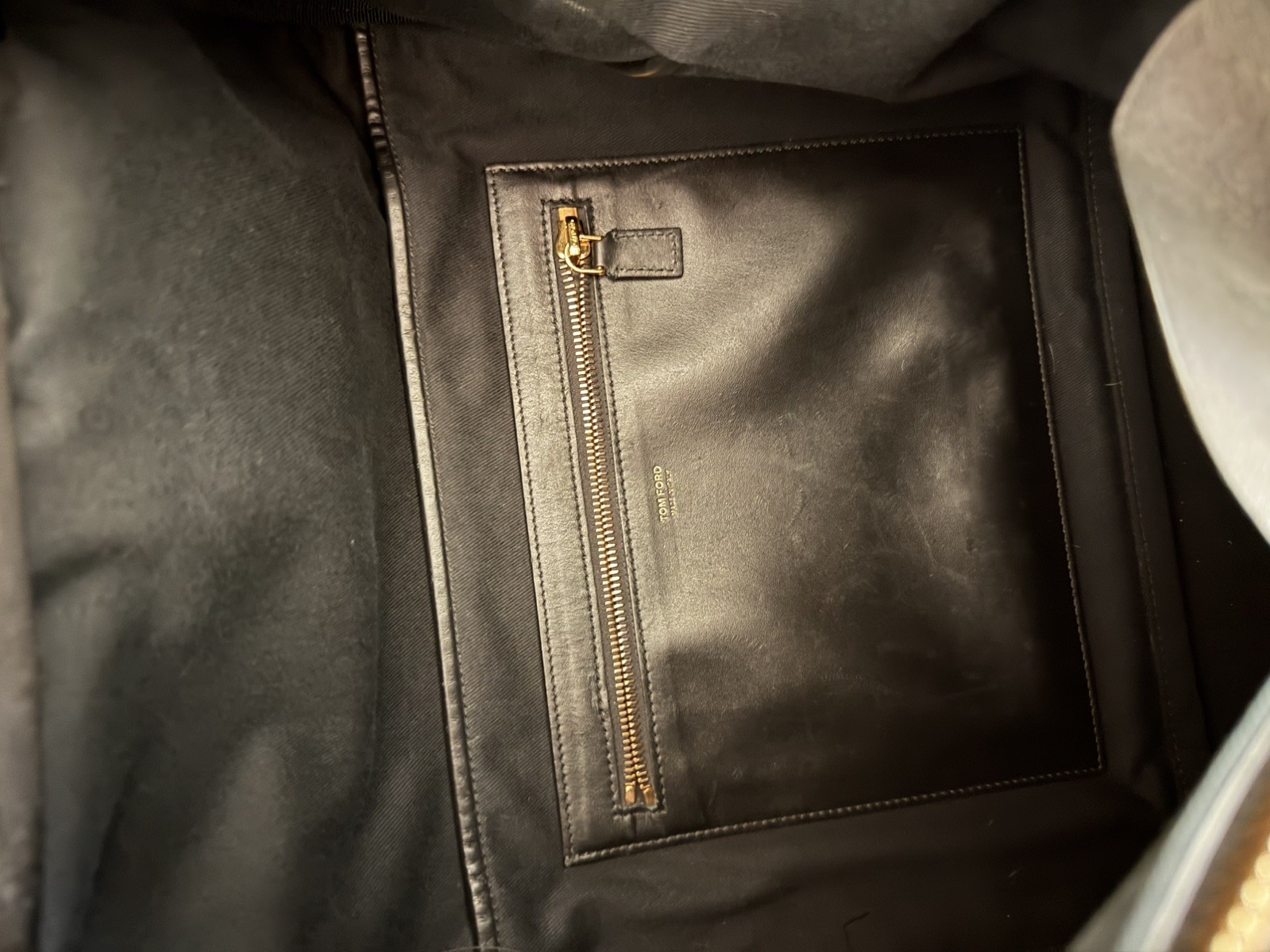 Tom Ford Buckley Leather Vertical Zipper Backpack in Black Gold – Used