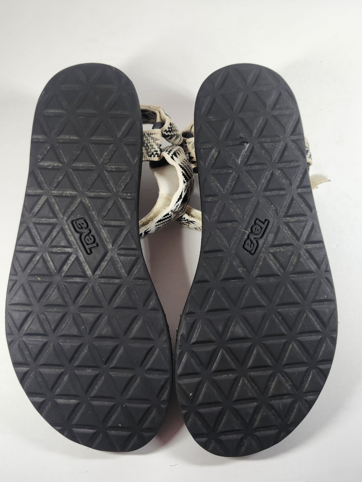 Teva Womens Size 8 Universal Sandals Black Cream Tribal Hook Loop Hiking Water