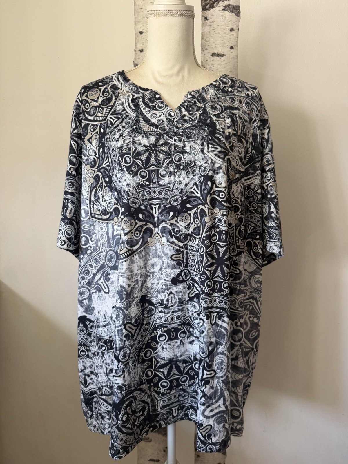 Catherines 3X Plus Size Black White Paisley Swing Tunic