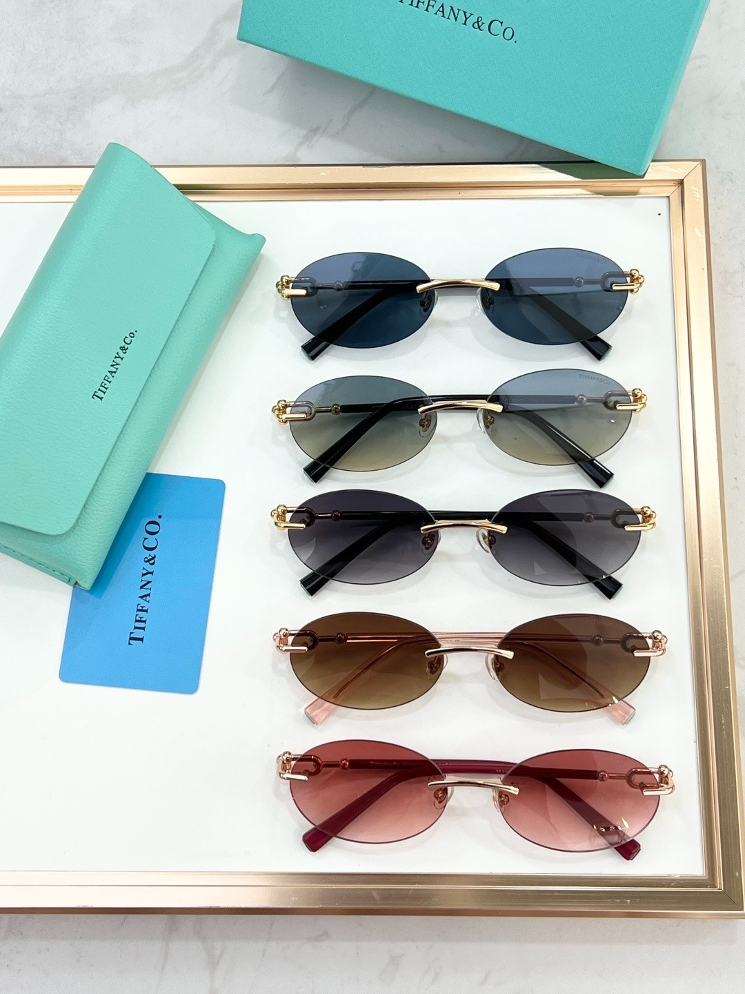 Tiffany & Co. Cat Eye Luxury Sunglasses – Elevate Your Timeless Style