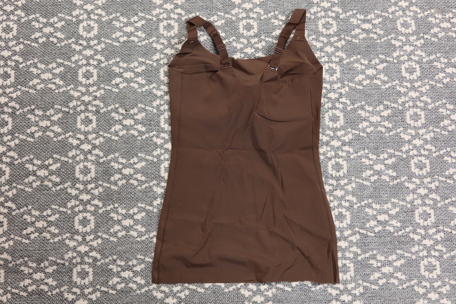 New Maidenform Womens Shapewear Firm Control Cami Tank – Brown – Medium – DMS086