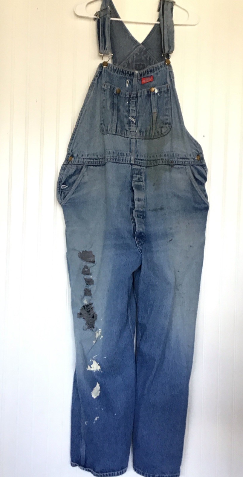 Thrashed and destroyed vintage Y2K Men’s Bib Overalls Coveralls SZ44x30