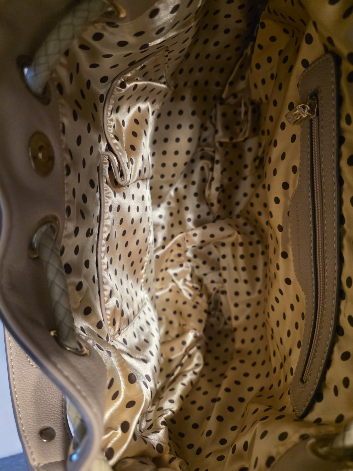 Melie Bianco Beige Bucket Drawstring Shoulder Bag Tassel Braided Gold HW