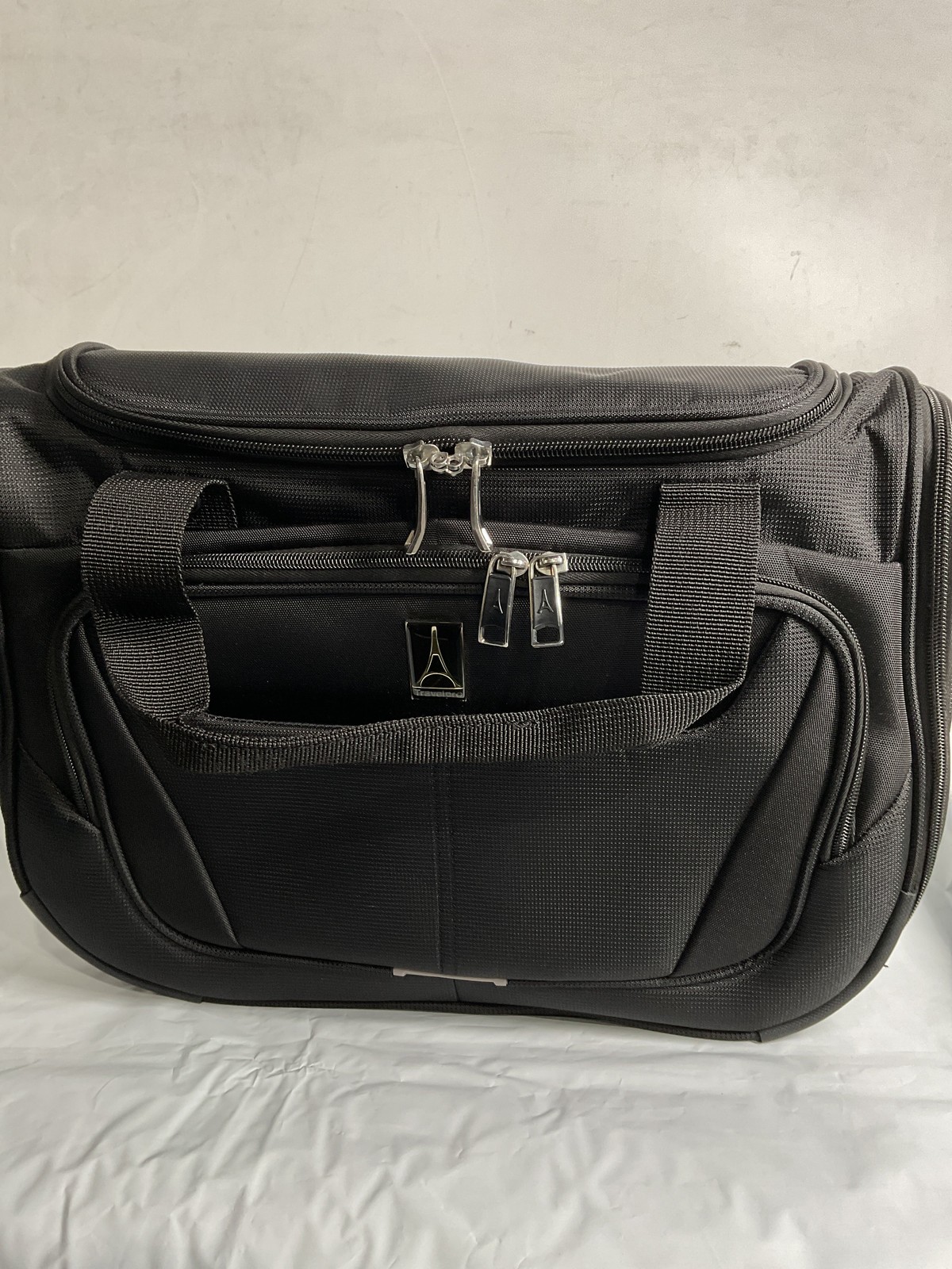 Travelpro Maxlite 5 Softside Lightweight Underseat Tote, Black 18 Inch U24