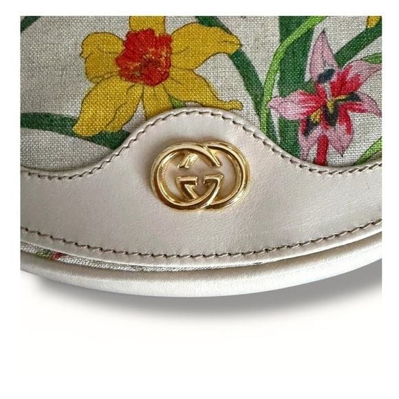 GUCCI Flora Canvas Mini Saddle Crossbody – Michele Era