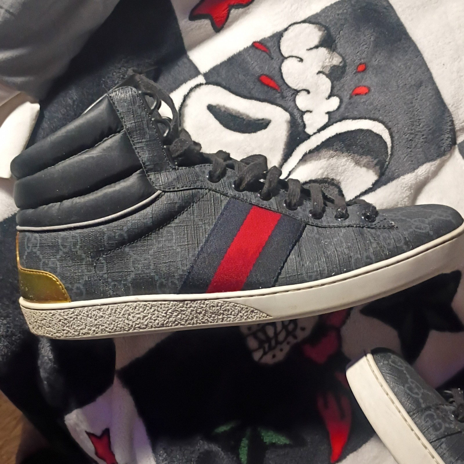 Gucci Signature High Top Sneakers Gray GG Monogram Lace-Up Red/Blue Stripe