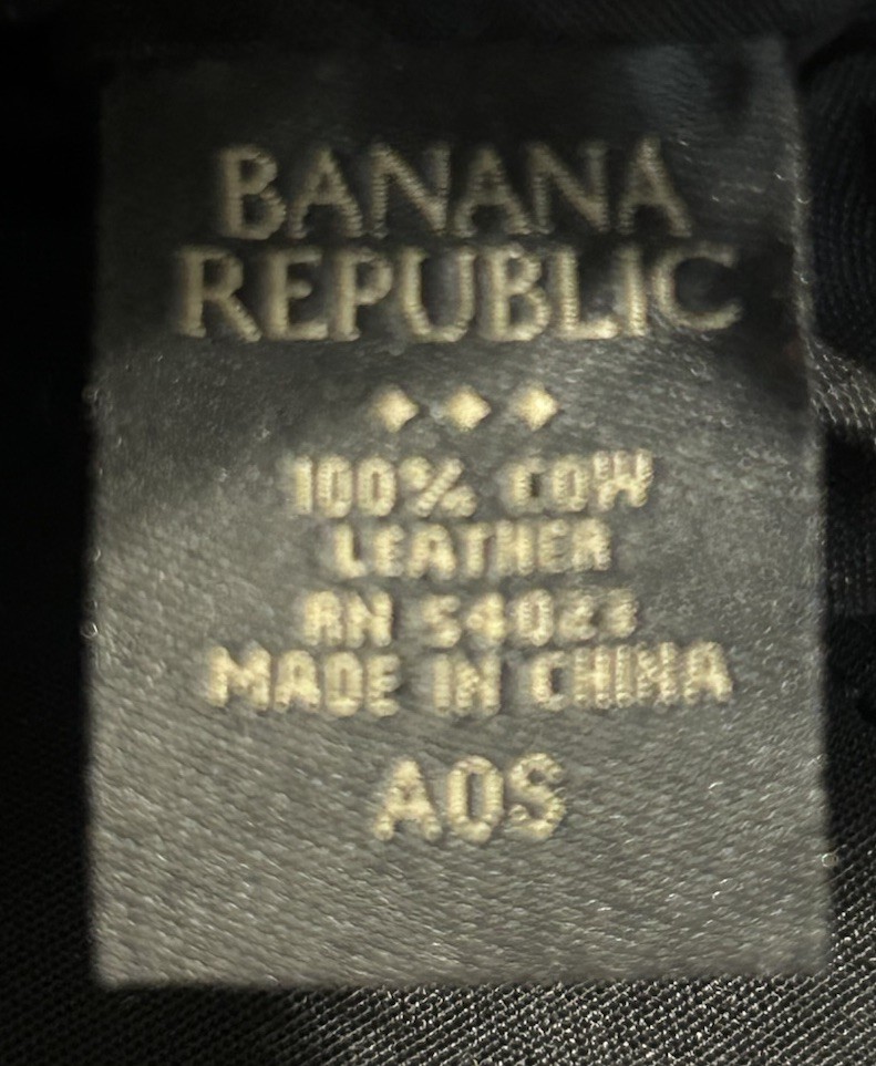 Vtg Banana Republic Black Croc Embossed Leather Clutch Holiday 2005 Kiss Lock