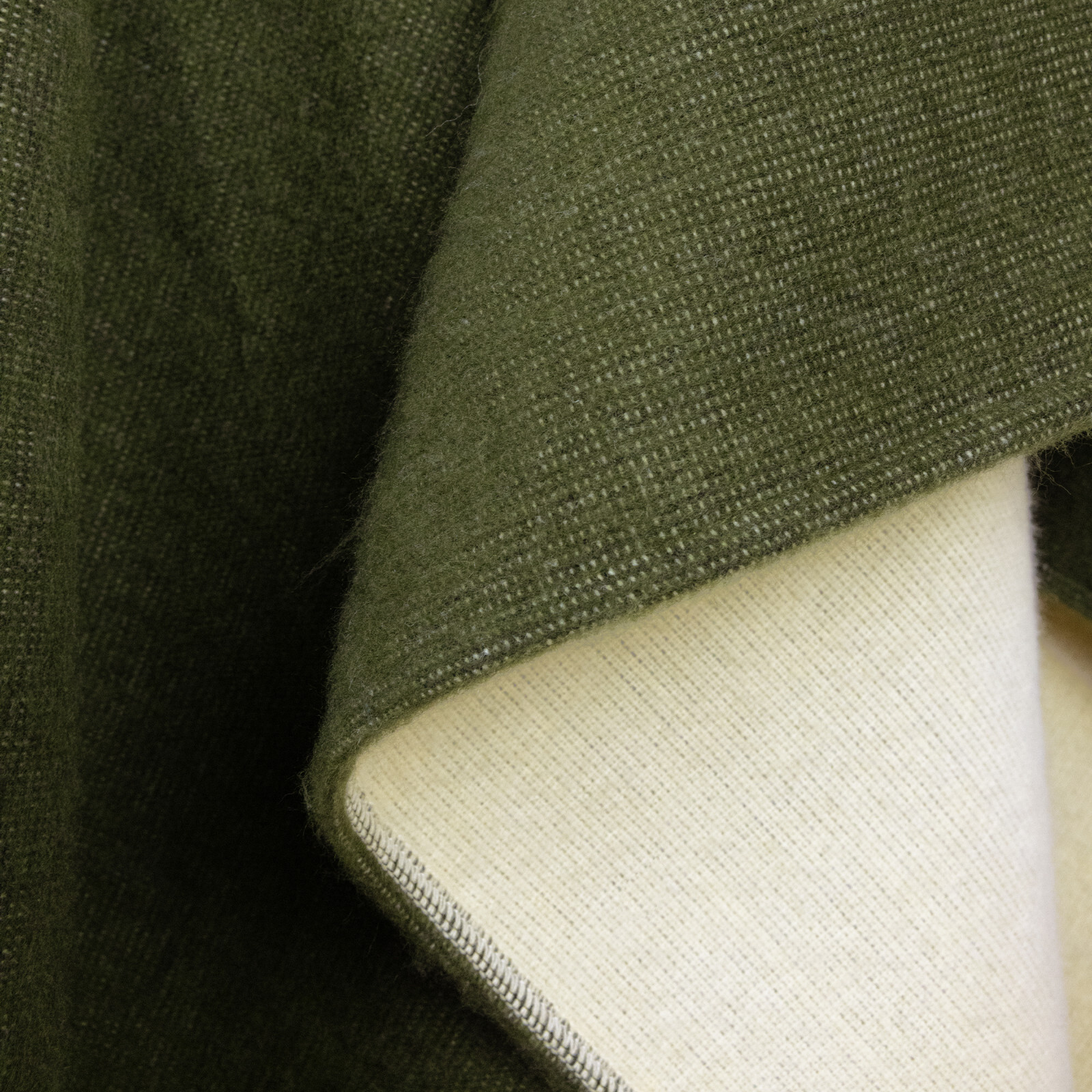 LUXURIOUS ALPACA BLEND PONCHO | HOODED | SOFT&WARM | UNISEX | SOLID OLIVE GREEN
