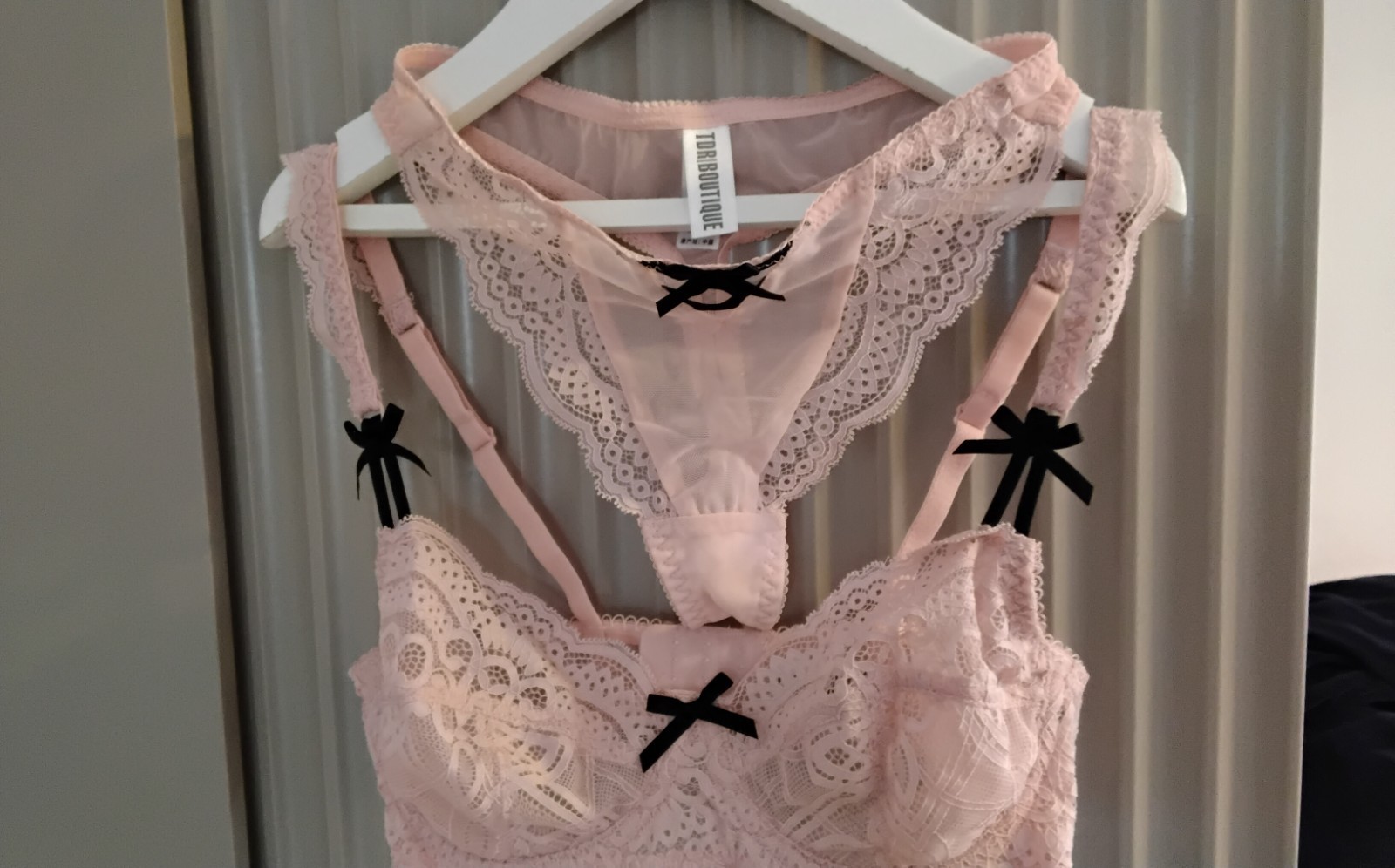 TDR BOUTIQUE None Padded Lace Balconette Bra & thong set Pink SZ EUR 70E UK32DD