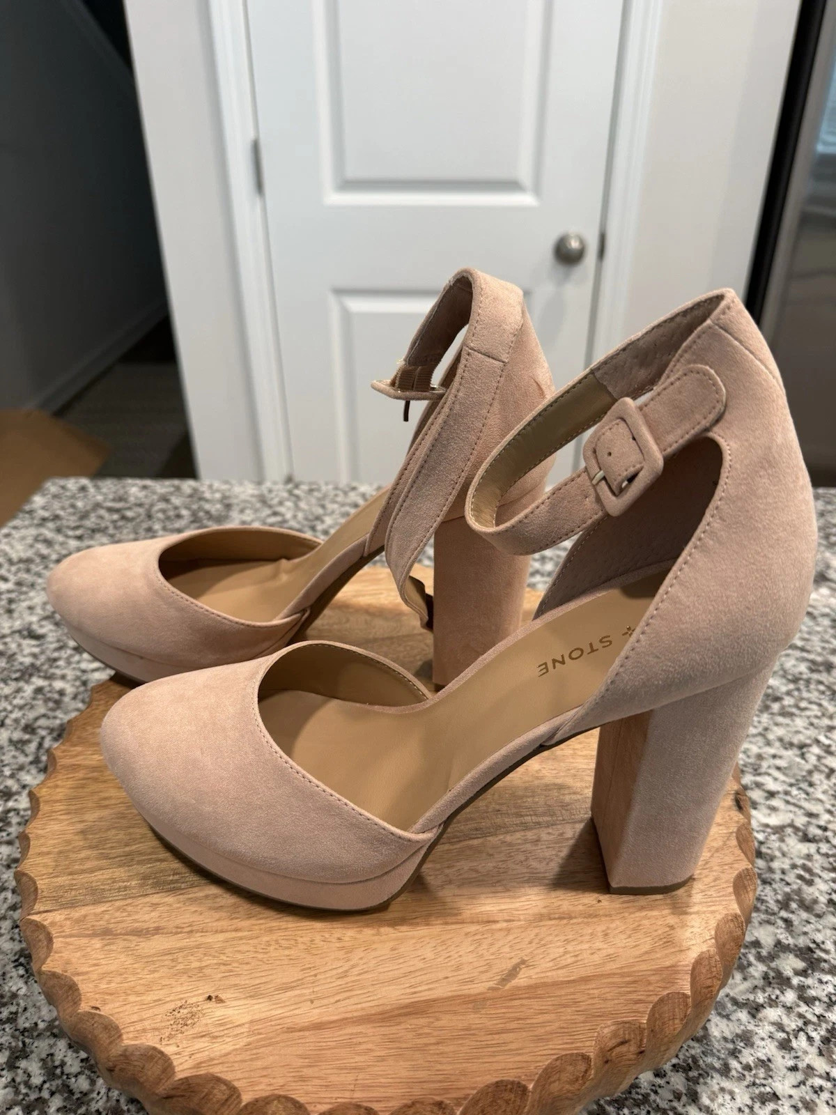 SUN + STONE Womens Pink Platform Estrella Heel 11 M NIB