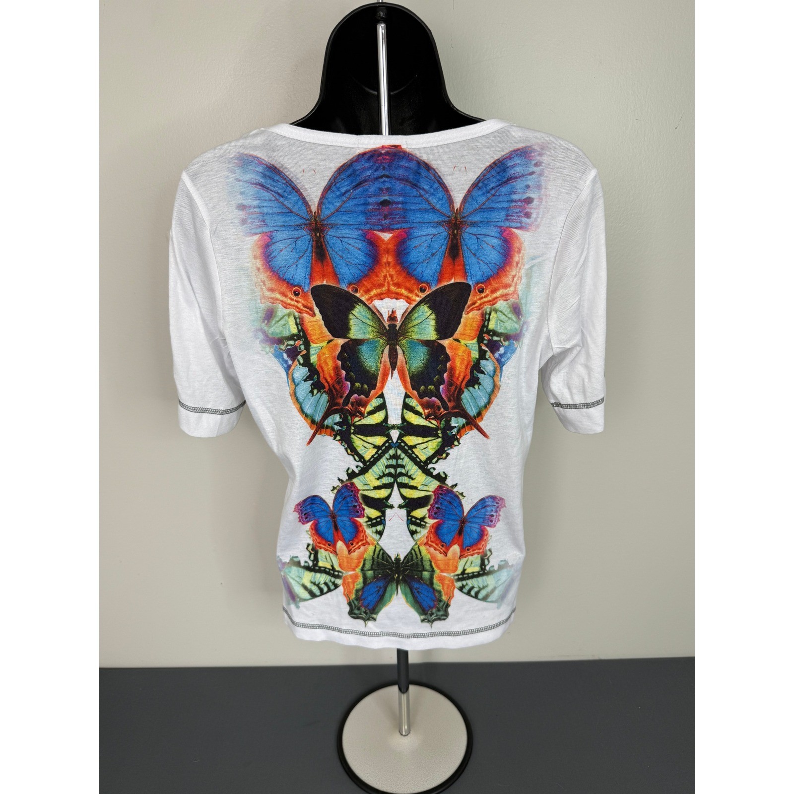 Energe World Wear Top Womens PL White Butterfly Graphic Print Scoop Short Sl
