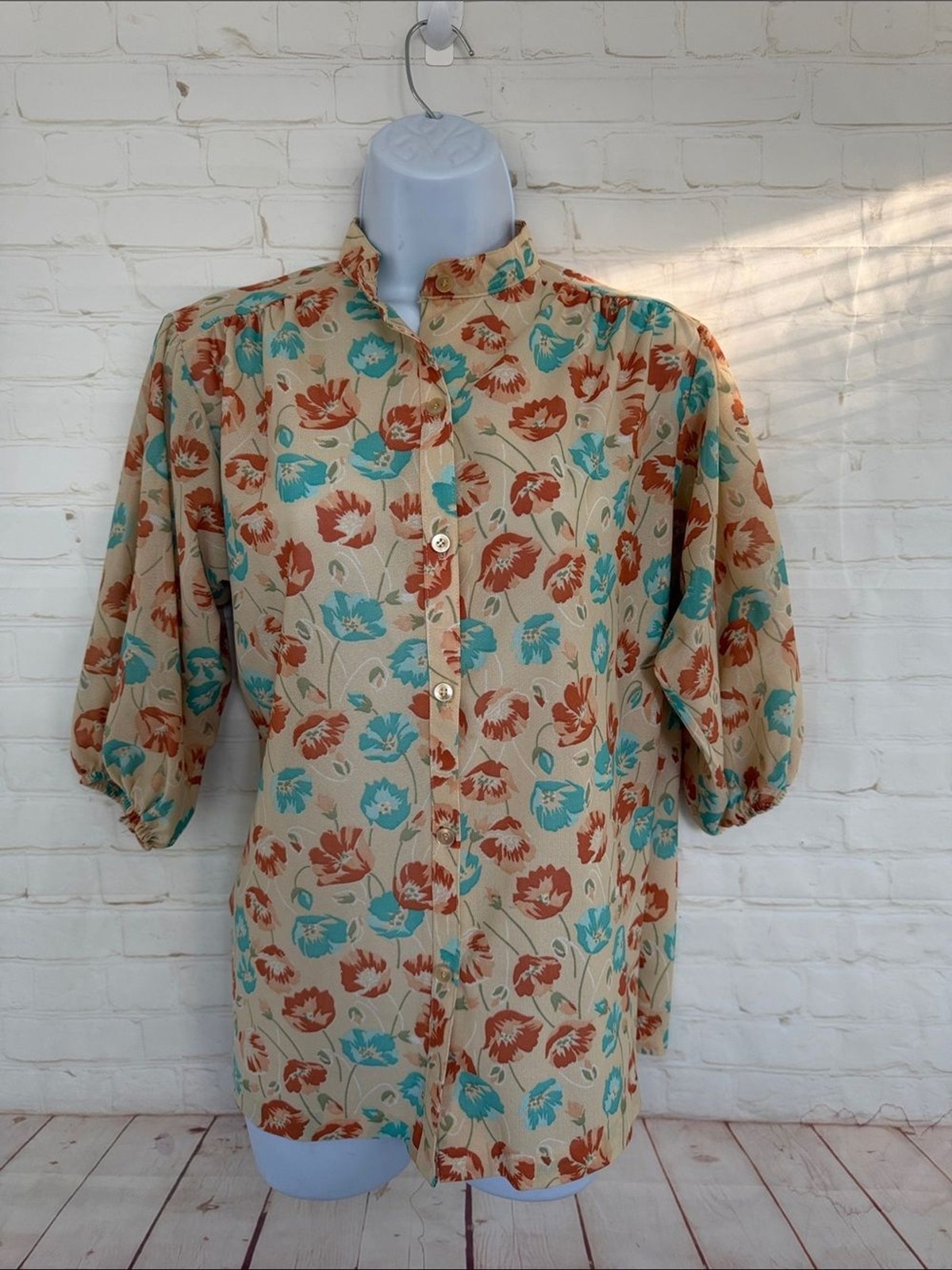 Authentic original vintage style 60’s floral button down shirt