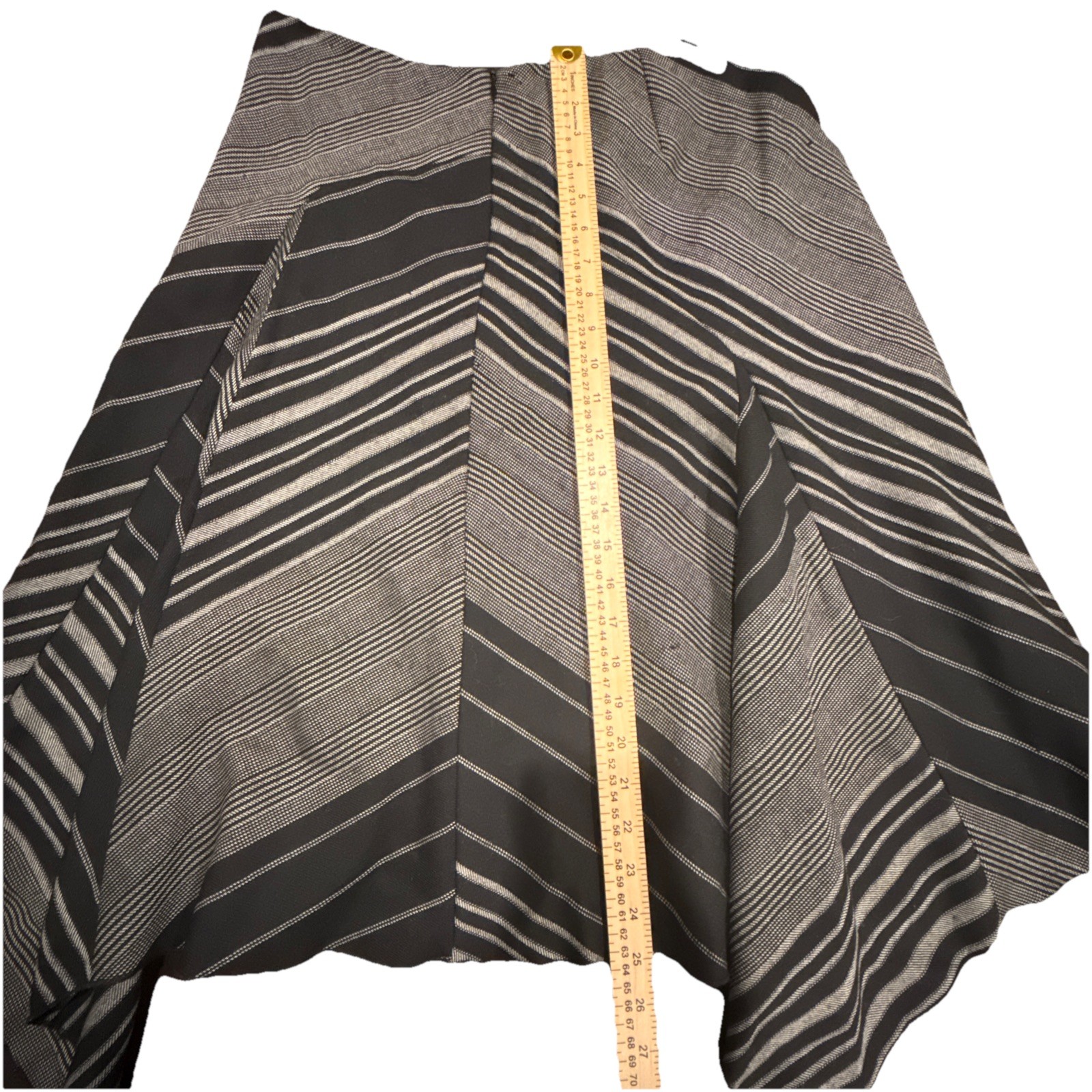 Karen Kane Lifestyle Striped A-Line Skirt Women’s Size 10 Handkerchief Hem