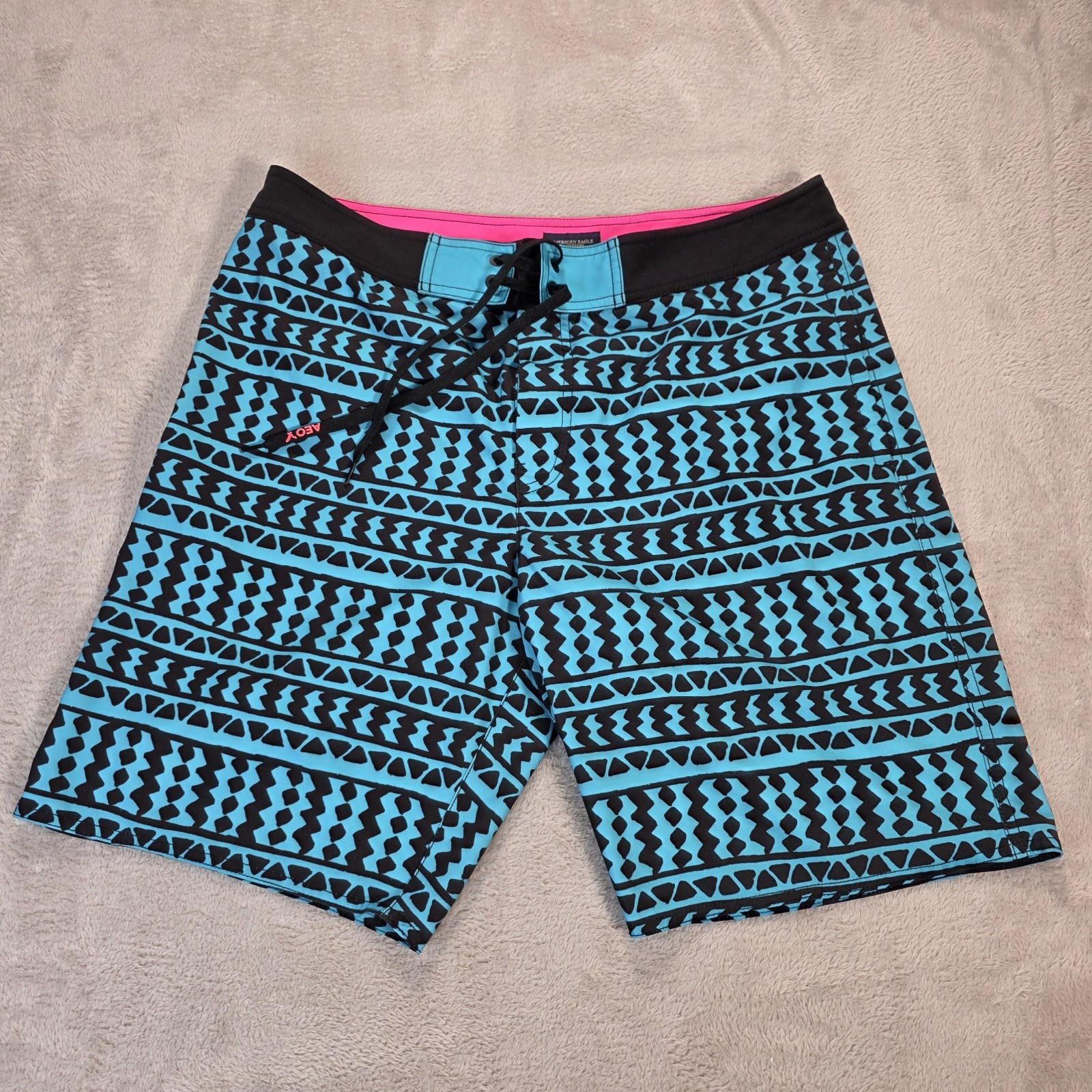 American Eagle Board Shorts Mens Large Blue Black Neon Beach Vacation Surf Sun