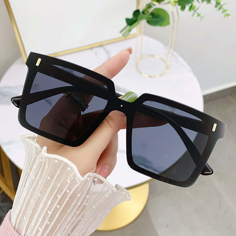 Unisex Square Fashion Sunglasses Classic Outdoor Driving Party Shade Glasses New