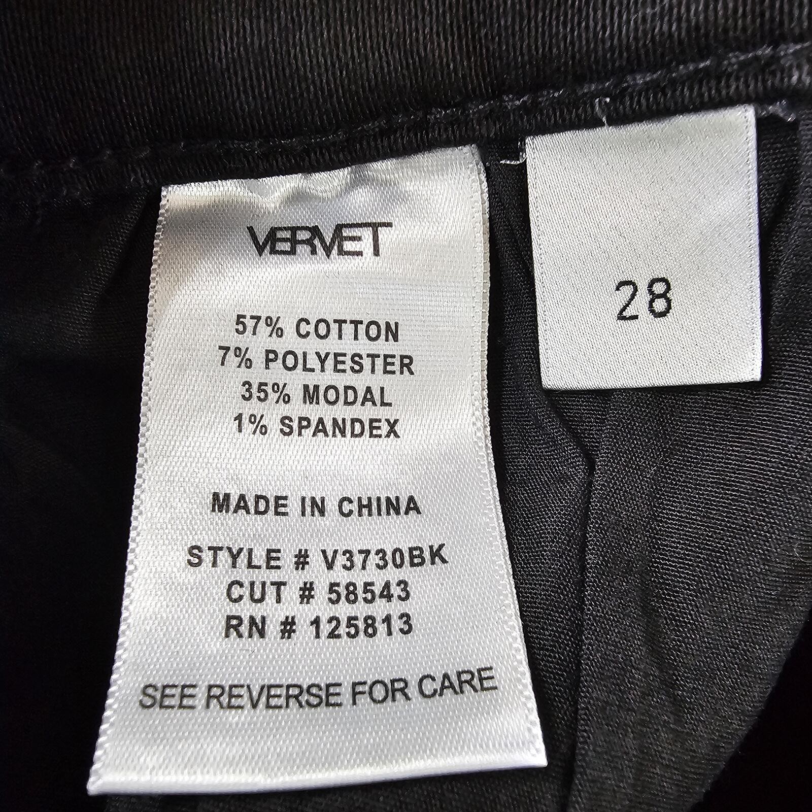 Vervet Mid Rise Step Hem Crop Flare Alison BLACK 28 NEW