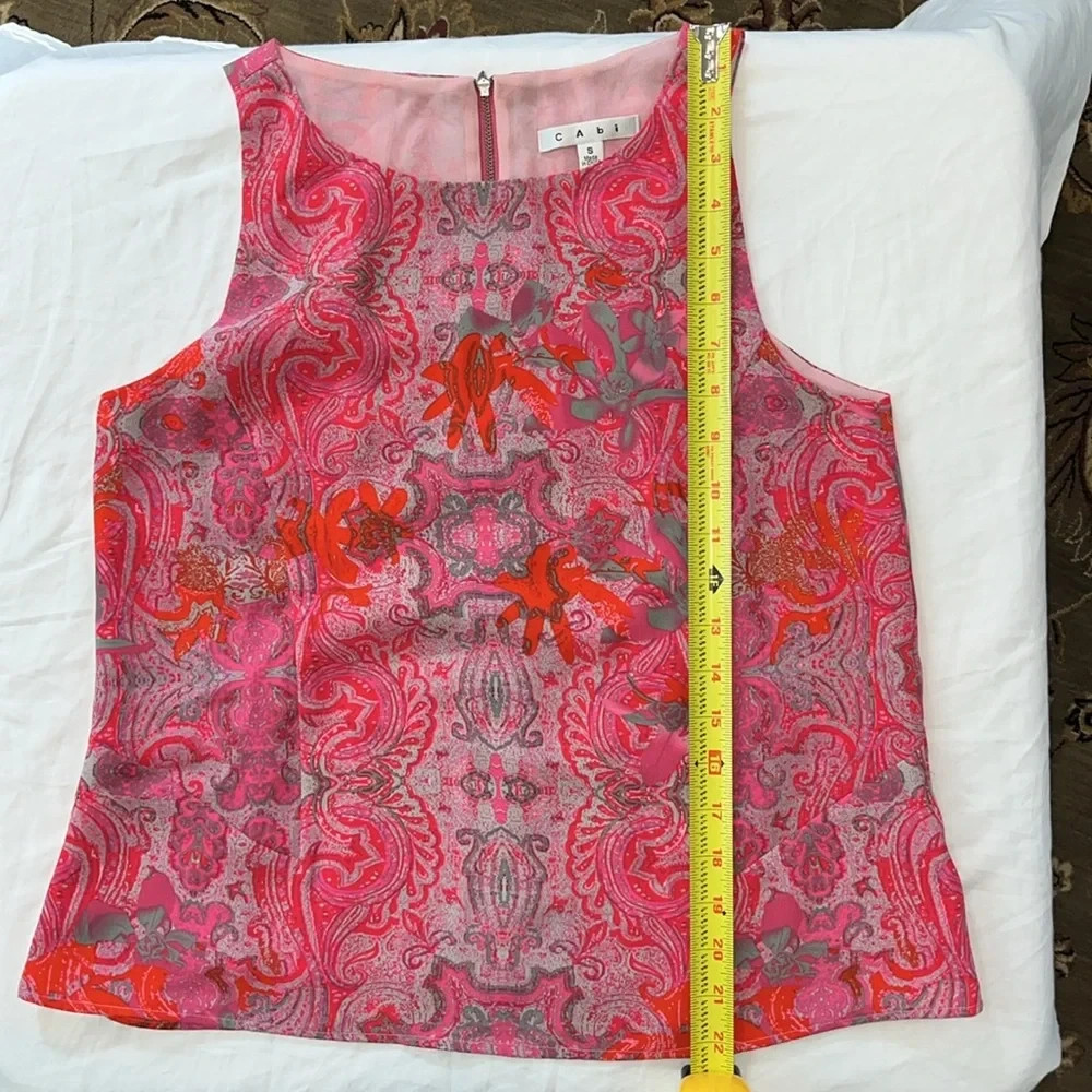 CaBi Paisley dressy pink, gray, orange & red back zip, lined tank top size small