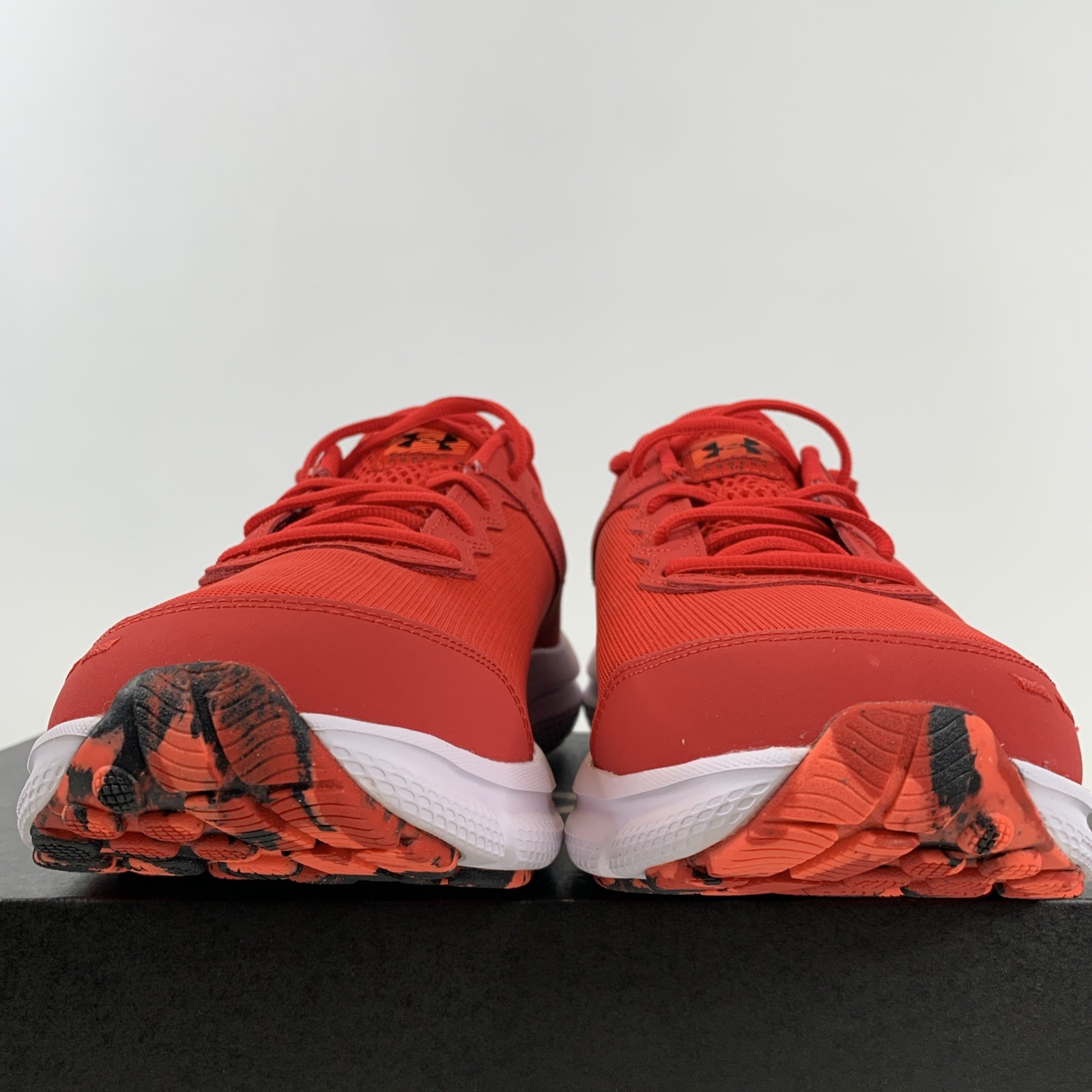 Under Armour 3026175 Men’s Training UA Charged Assert 10 Running Athletic Shoes