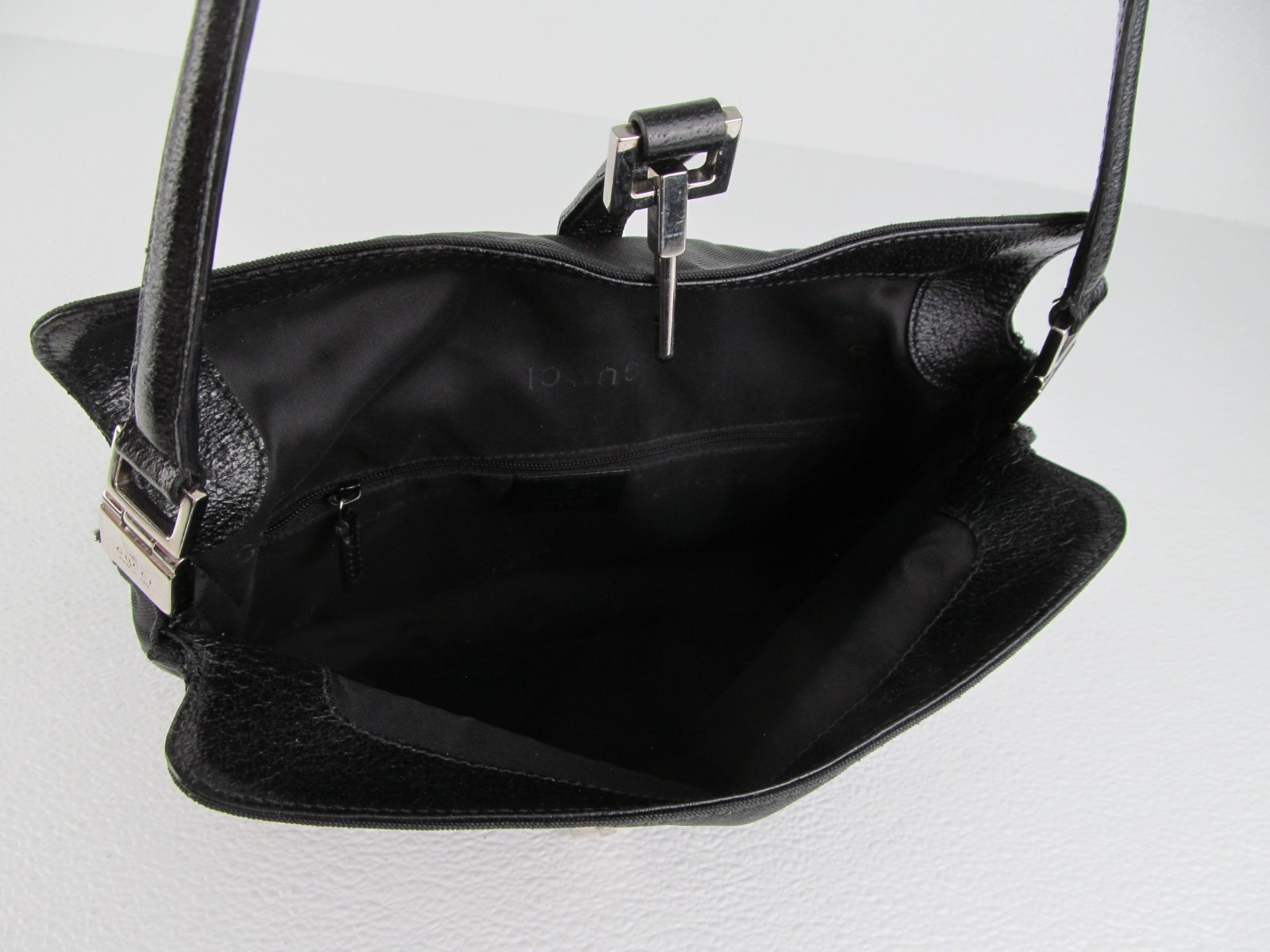 Gucci Jackie Black Canvas Small Shoulder Bag 0013734 001998 Vintage
