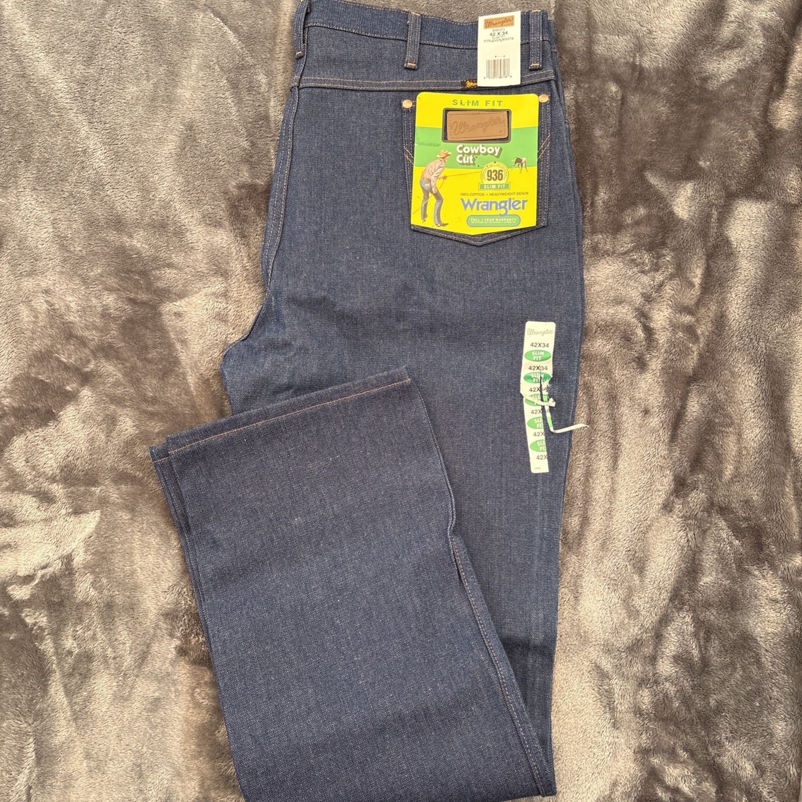 Wrangler 936 Slim Fit 42×34 Men’s Jeans Size 42×34 Rigid Dark Blue