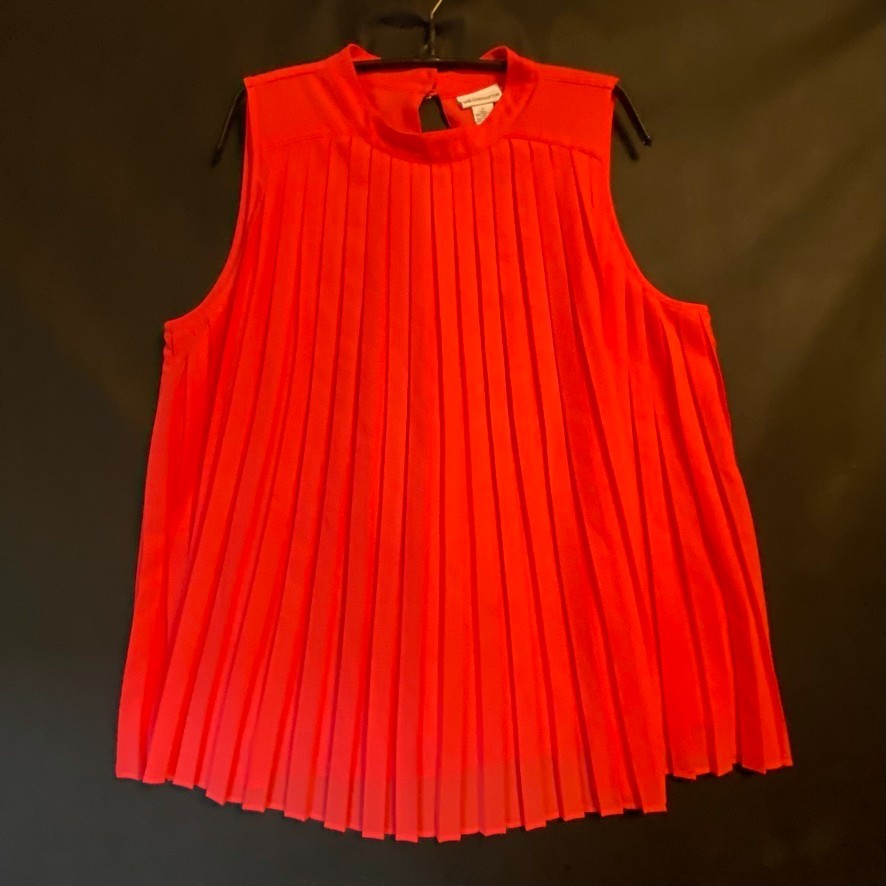 Liz Claiborne Coral-Colored Pleated Sleeveless Blouse Inner Lining Size L