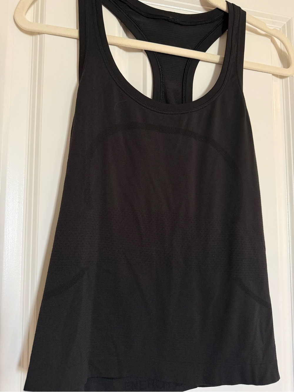 Lululemon Swiftly Tech Racerback Tank Top 2.0 Size 8 Black Seamless Running Yoga