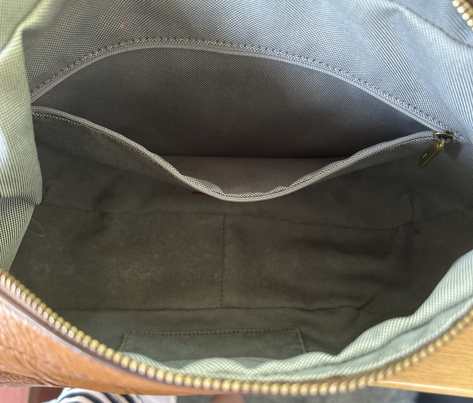Fossil Hannah Signature Hobo Shoulder Bag Camel Tan Embossed Leather Brass