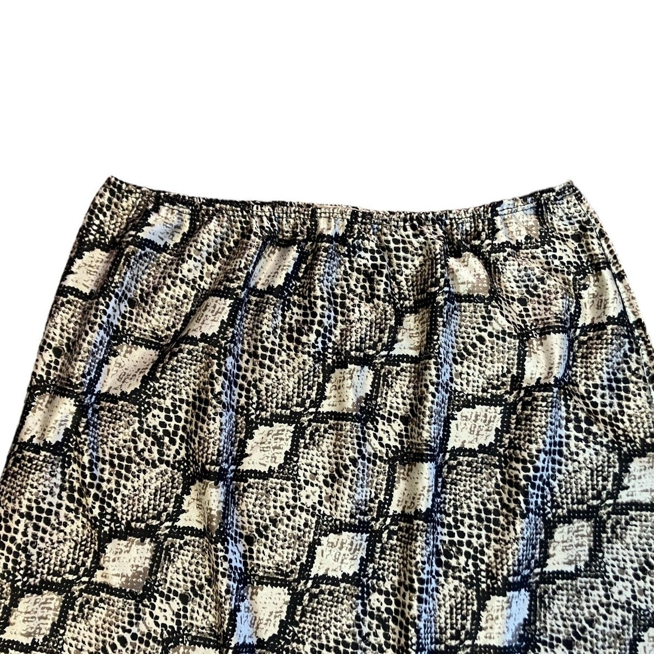 Olivia Rae Women’s Snakeskin A-Line Satiny Smooth Feel Above-Knee Skirt | Size L