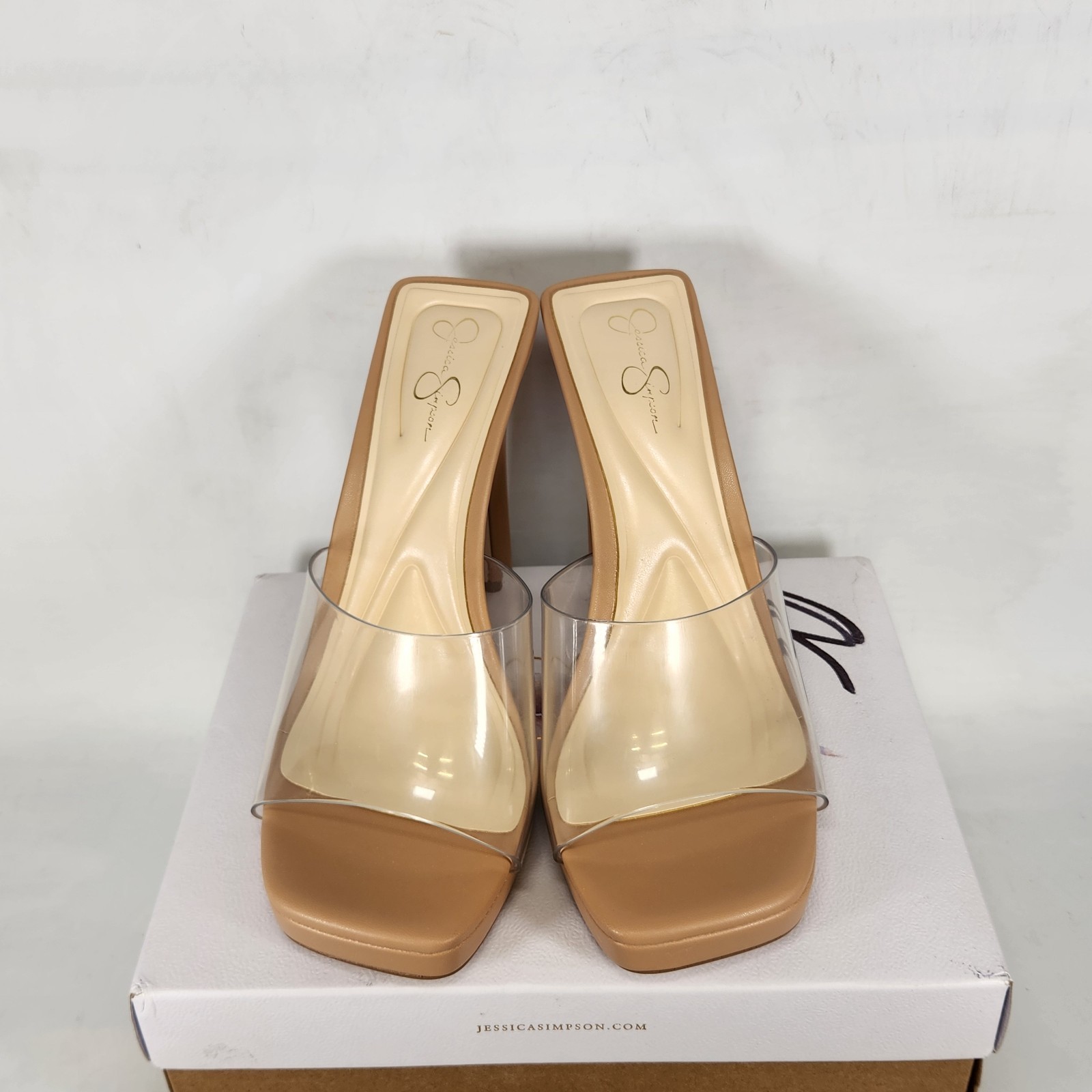 8.5 WOM – Jessica Simpson Azelica – Clear Strap / Beige