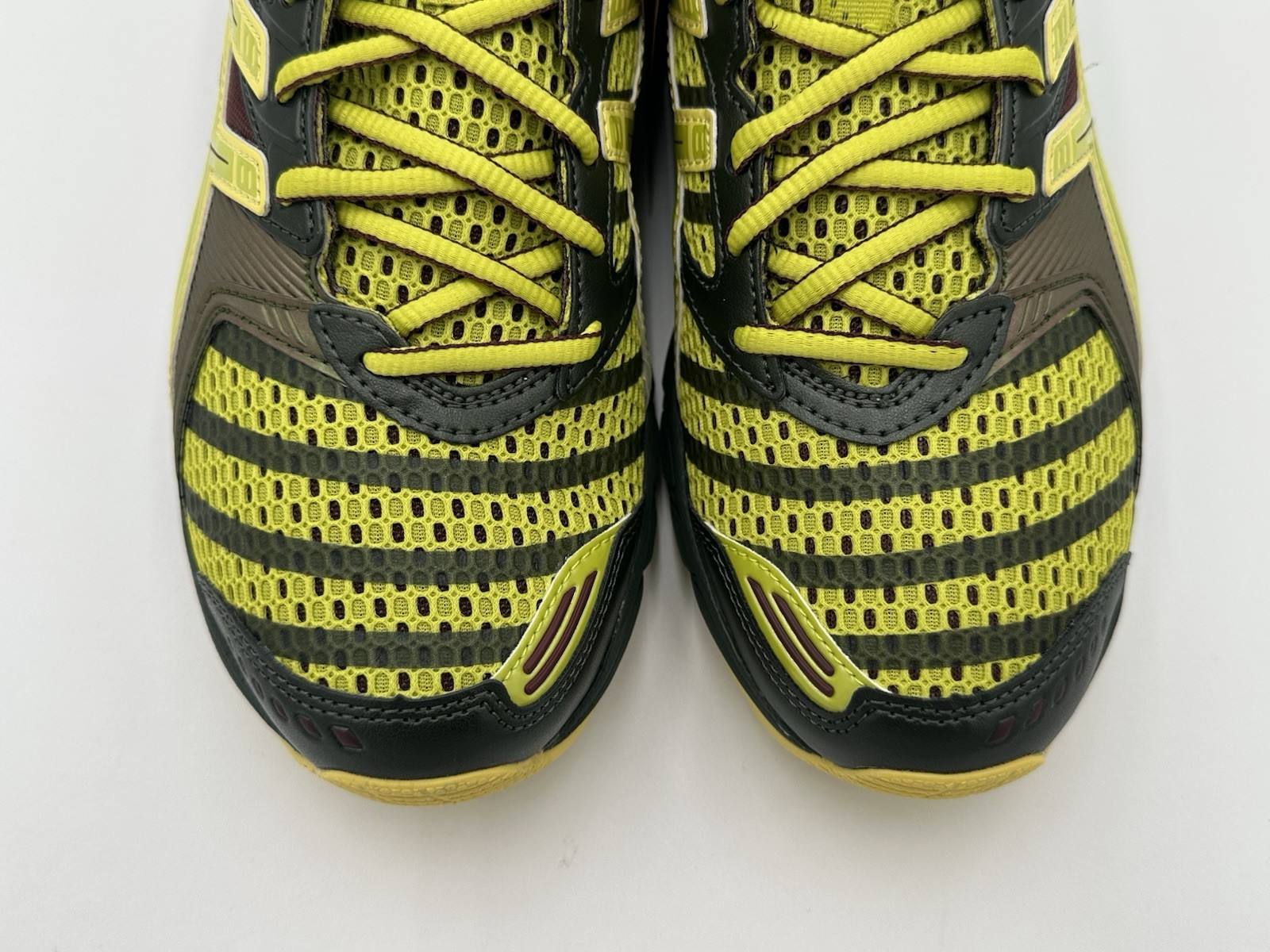 Asics UB9-S Gel-DS Trainer 14 Men’s Size 9 Dark Mustard Truffle 1203A606-750