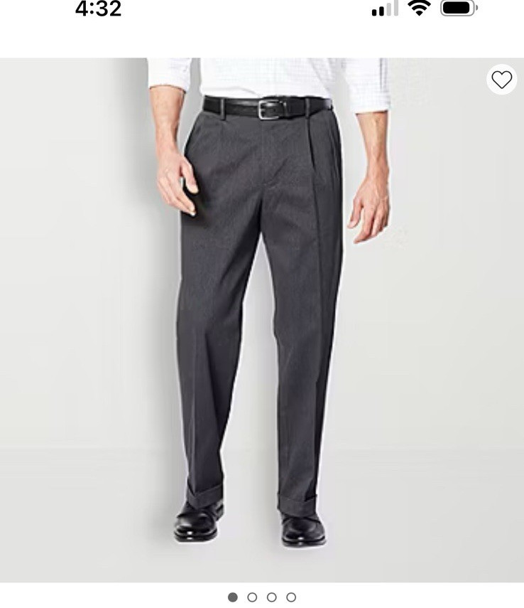 Dockers Comfort Khaki Men’s Gray Pleated Relaxed Straight Dress Pants 40W