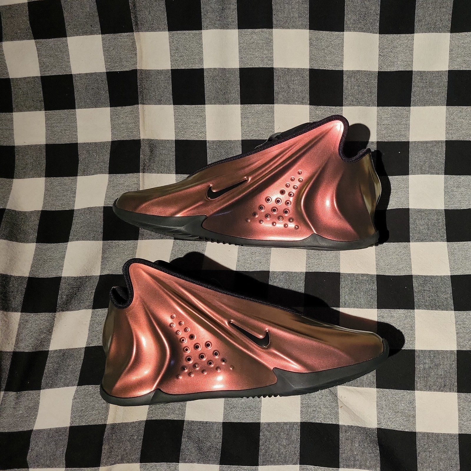 Size 13.5 – Nike GT Future Metallic Red Bronze Men’s Shoes FZ5590-900
