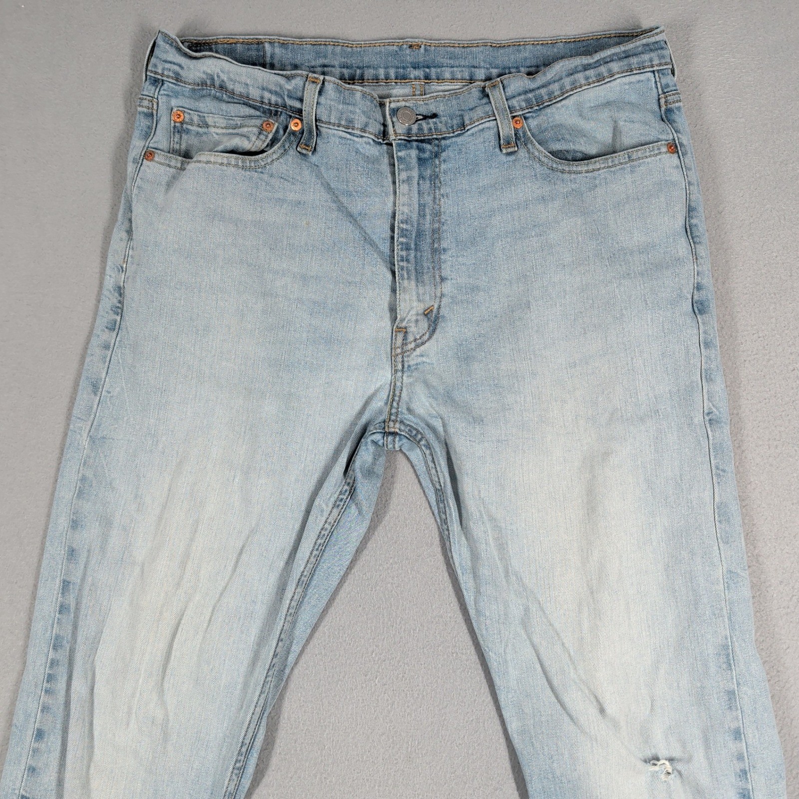 Levi’s 513 Jeans Mens 36×32 Light Wash Slim Straight Denim Casual Everyday Wear