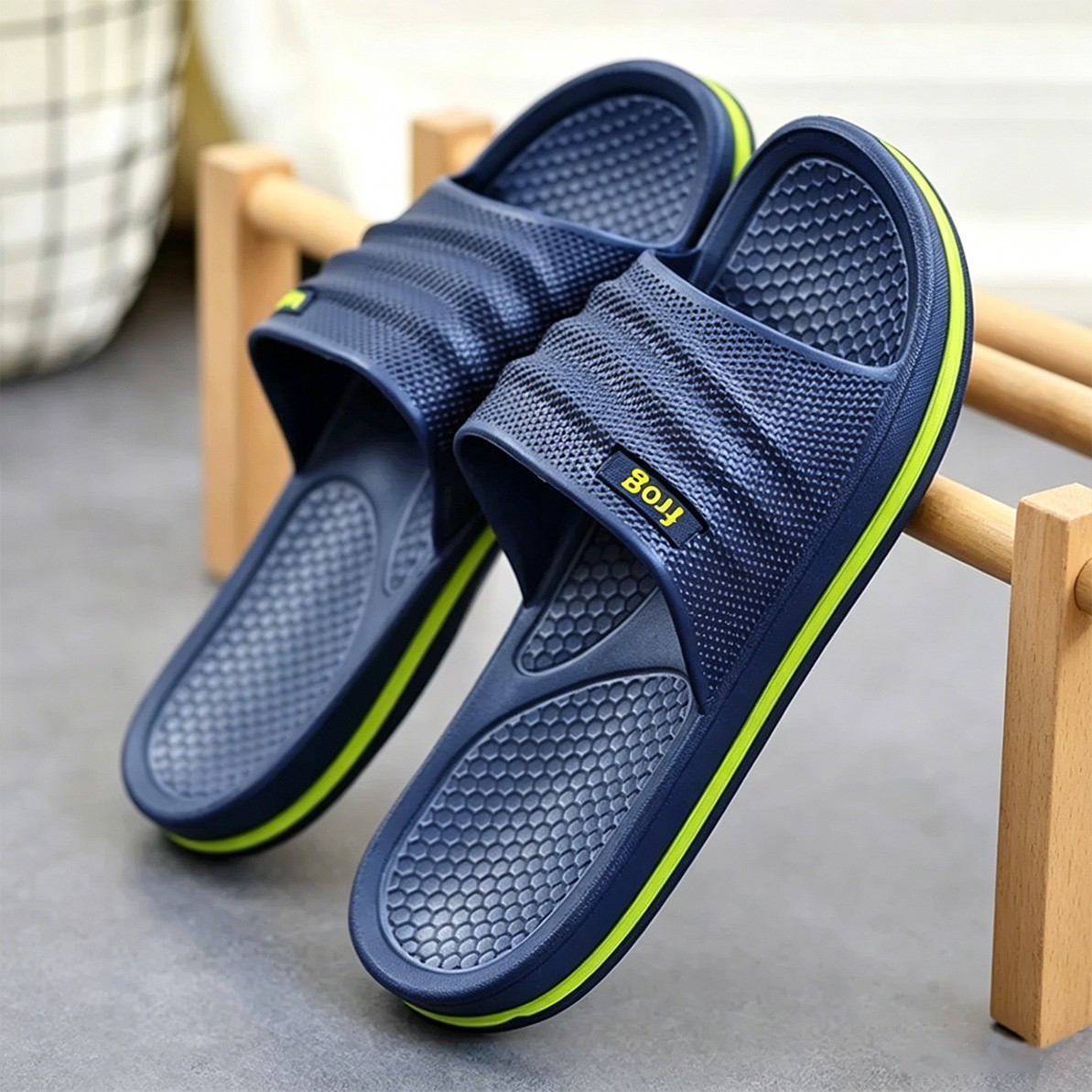 Soft EVA Indoor Slippers Men Non Slip Lightweight Comfortable Bathroom Slippers