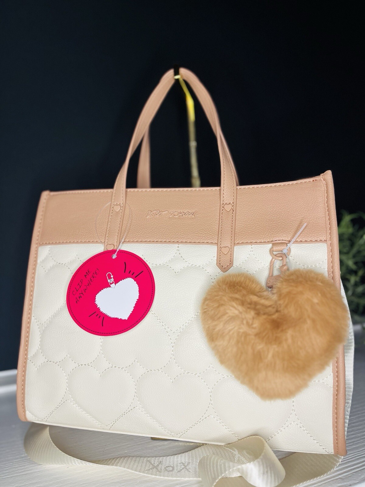 Betsey Johnson XOBECCA Quilted Heart Hand Bag