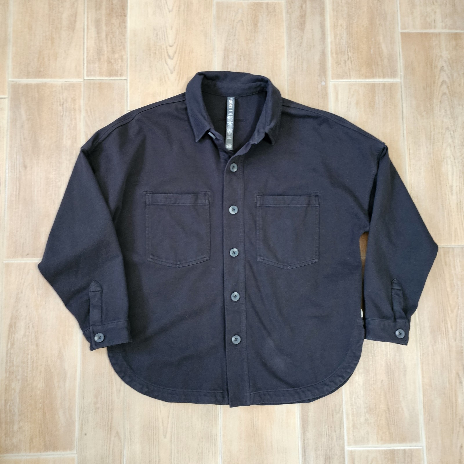 Vuori Mackenzie Women’s Shirt Jacket Size XS/S, Black Button-Up, Pockets VW546