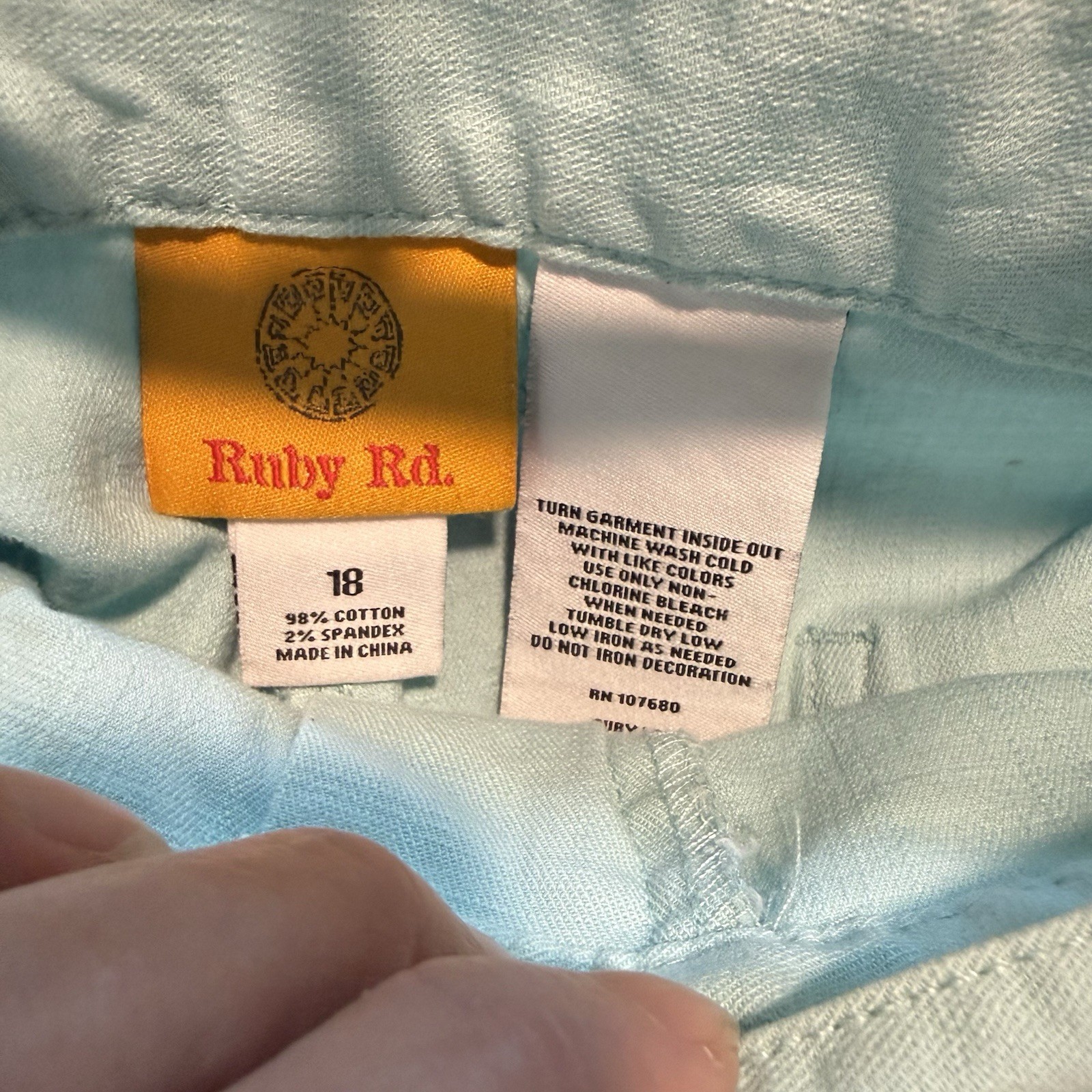 Ruby Rd. Plus Capri Pants – Womens Size 18 – Green – Studded Legs